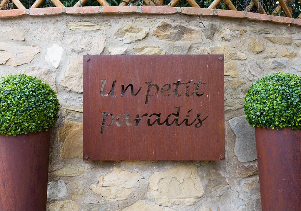 Un Petit Paradis Castiglione della Valle Екстериор снимка