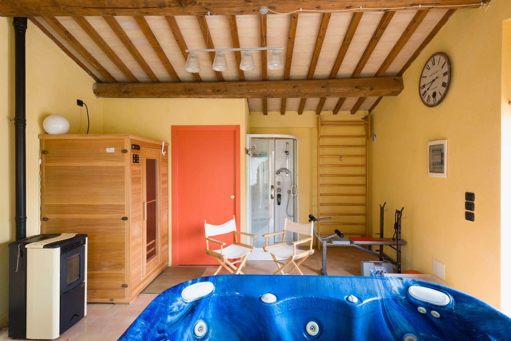 Un Petit Paradis Castiglione della Valle Екстериор снимка